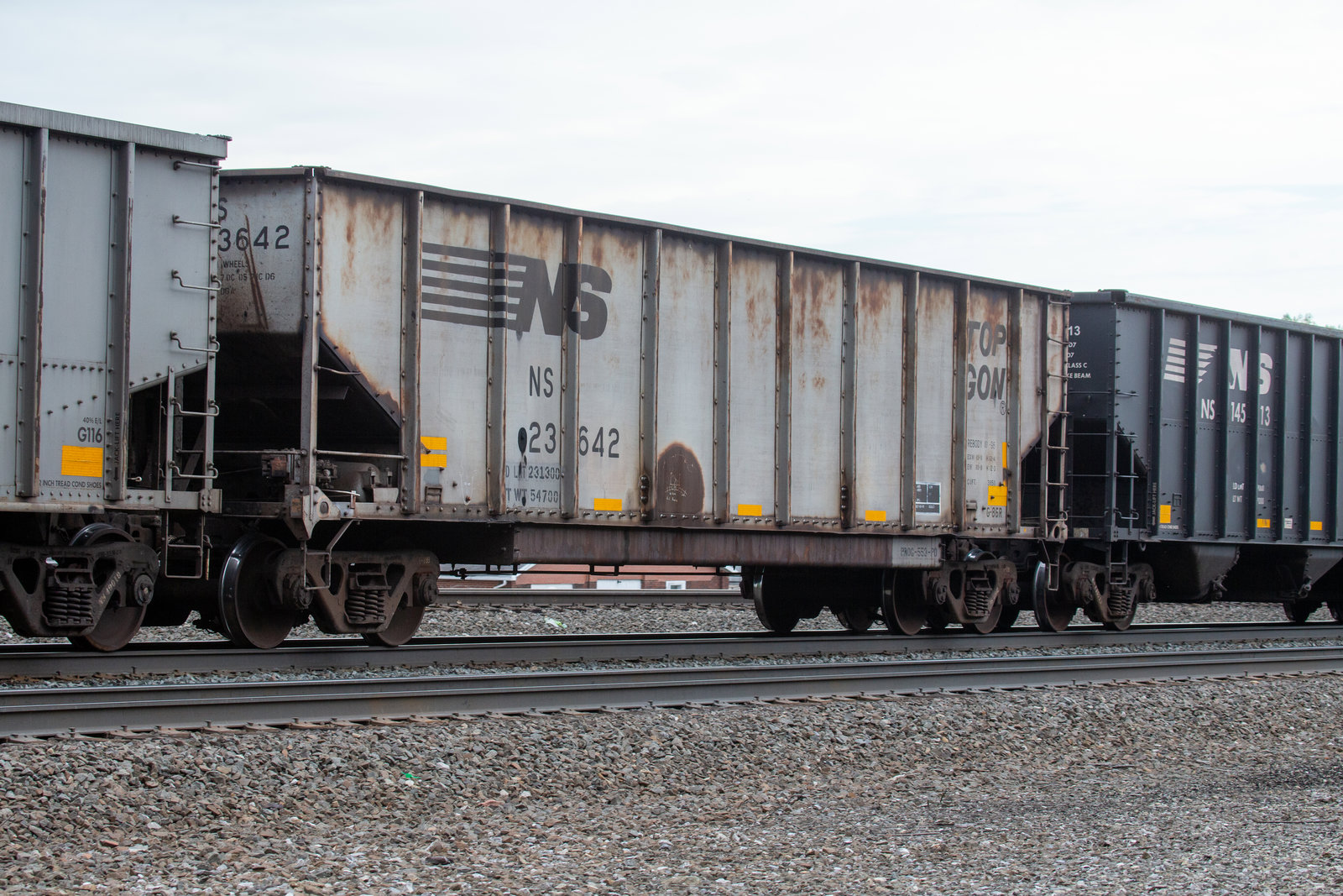 NS 23642