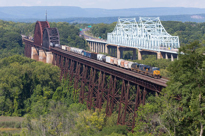 CSXT Q424 @ Schodack, NY