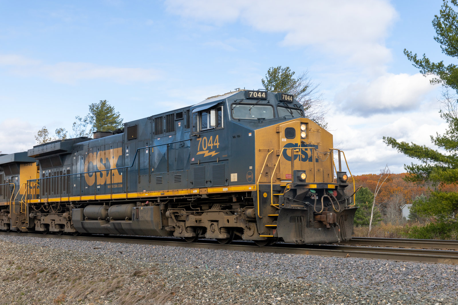 CSXT 7044