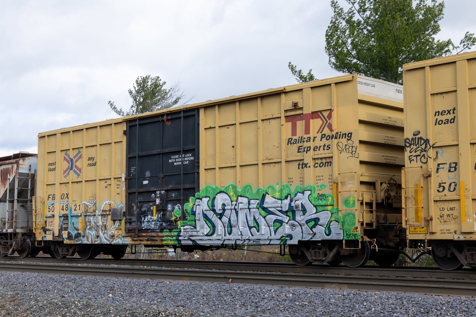 FBOX 504821
