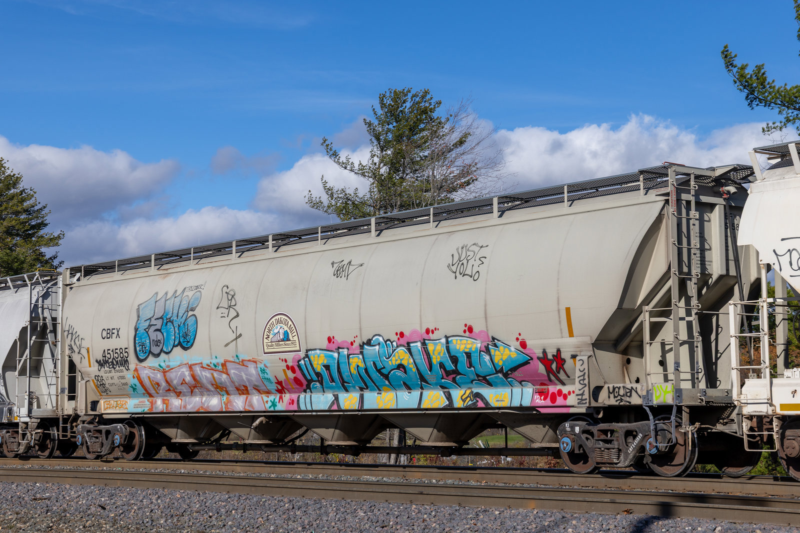 CBFX 451585