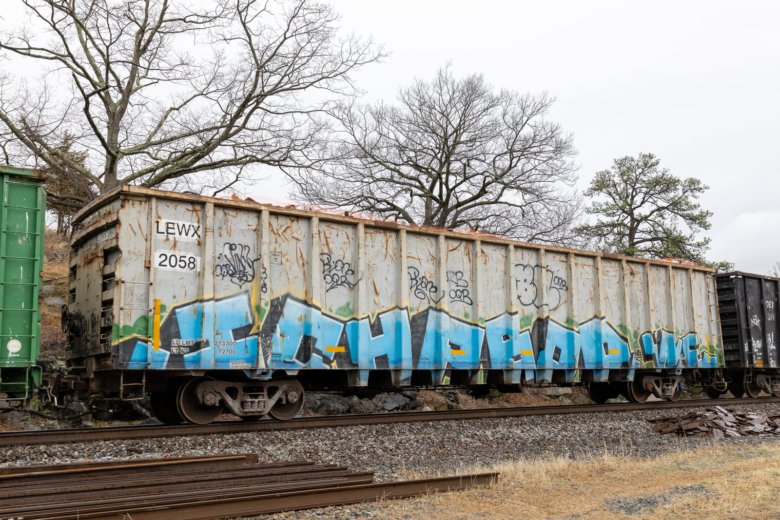 LEWX 2058
