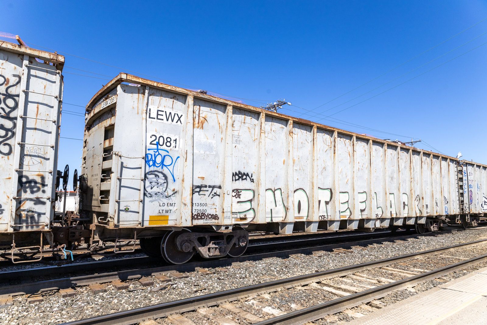 LEWX 2081