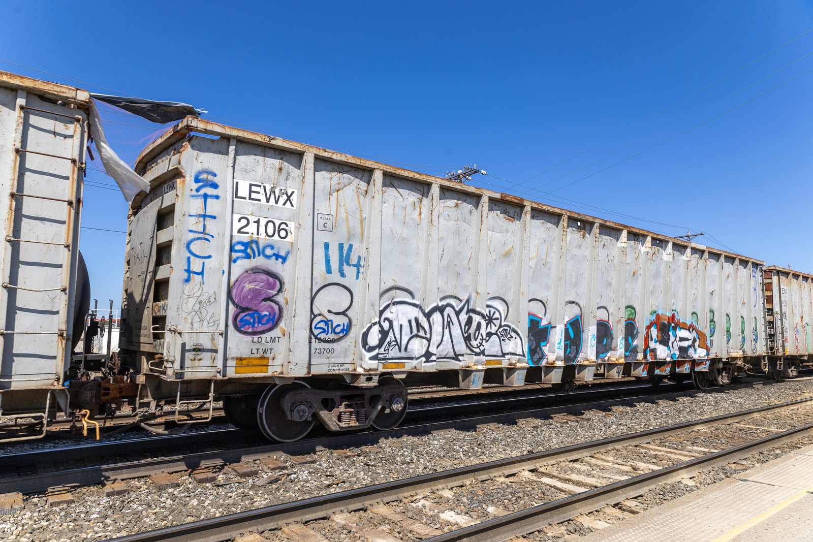 LEWX 2106
