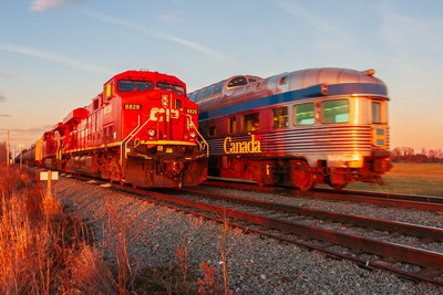 CP 608 Meets AMTK 69 @ Rouses Point, NY