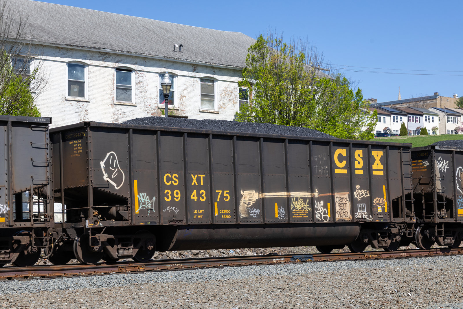 CSXT 394375
