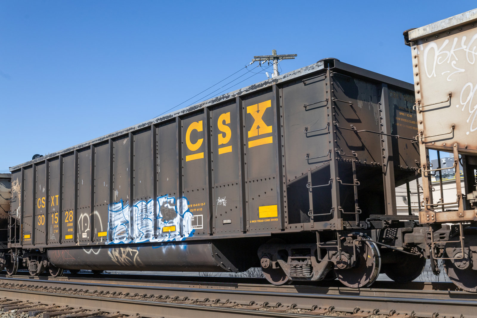 CSXT 301528