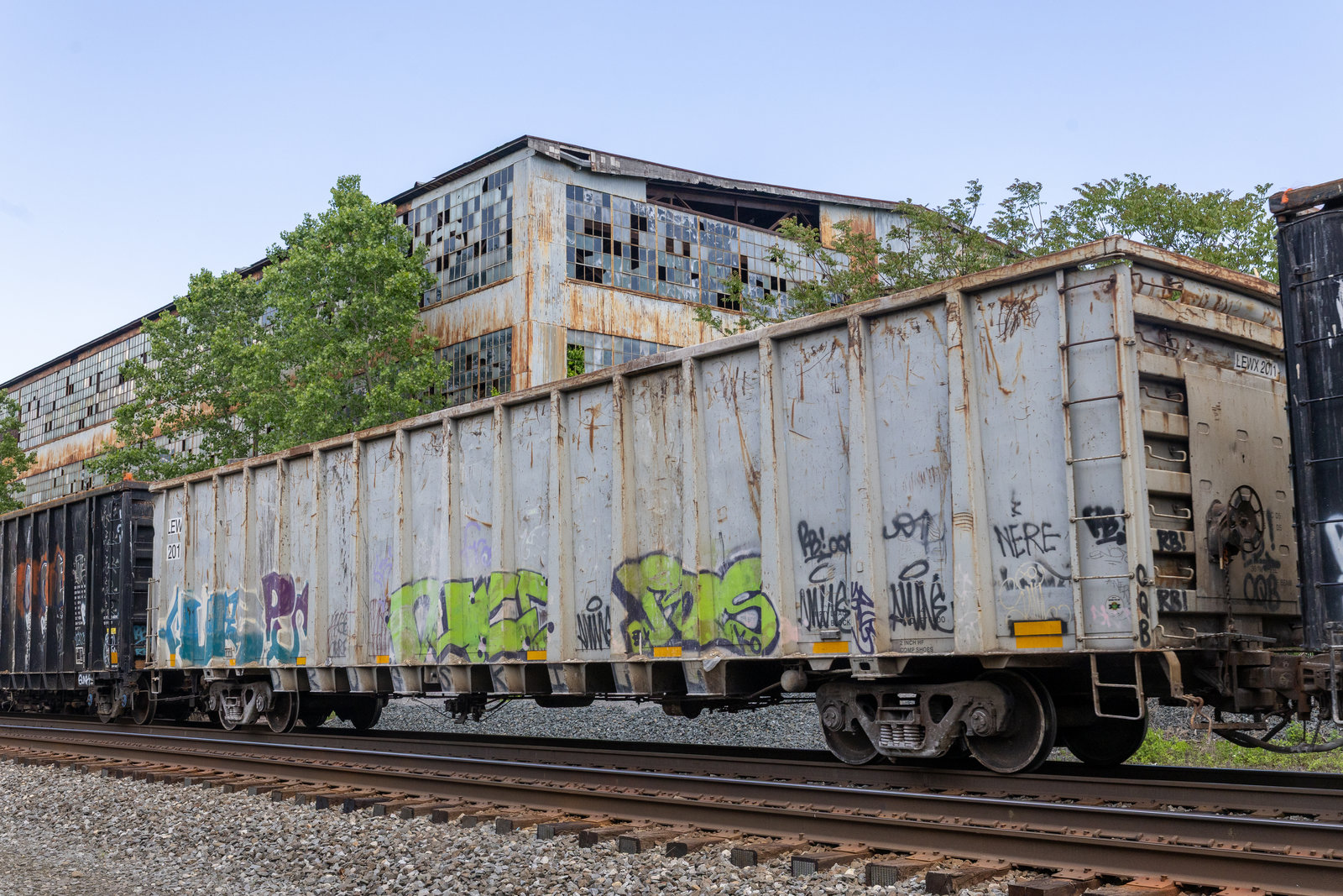LEWX 2011