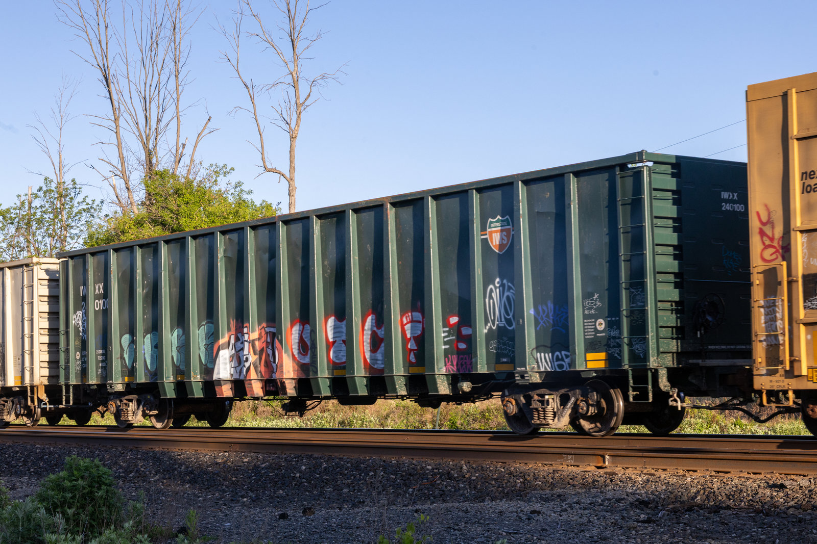 IWXX 240100