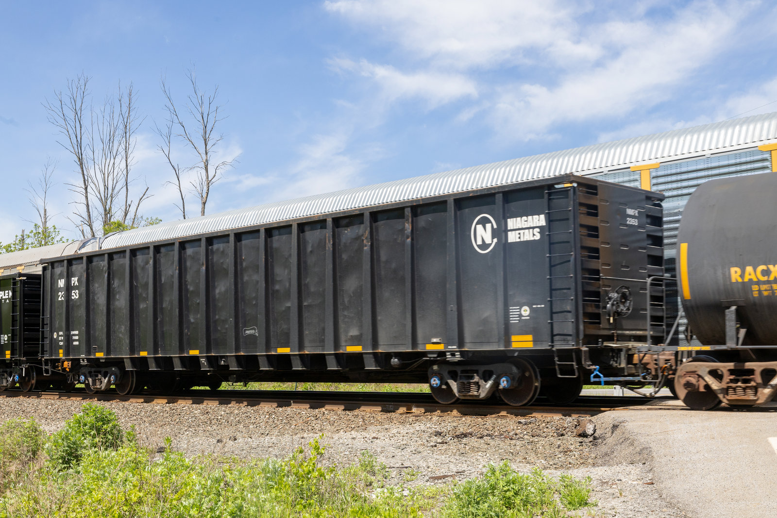 NMPX 2353