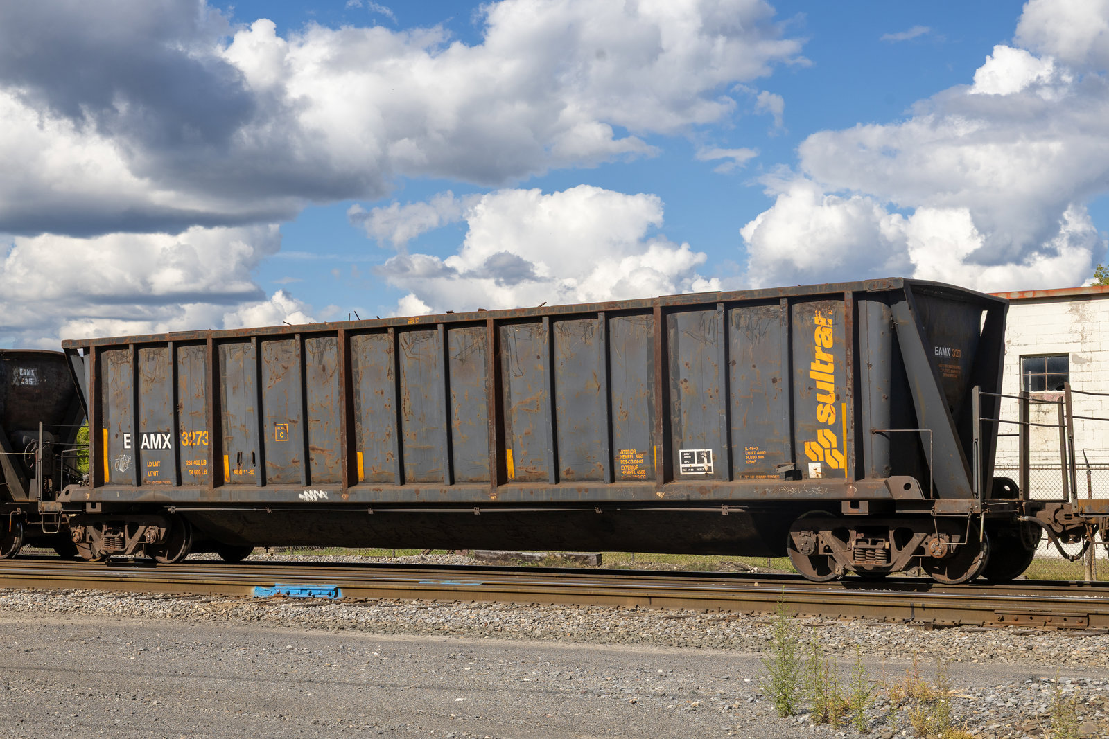 EAMX 3273