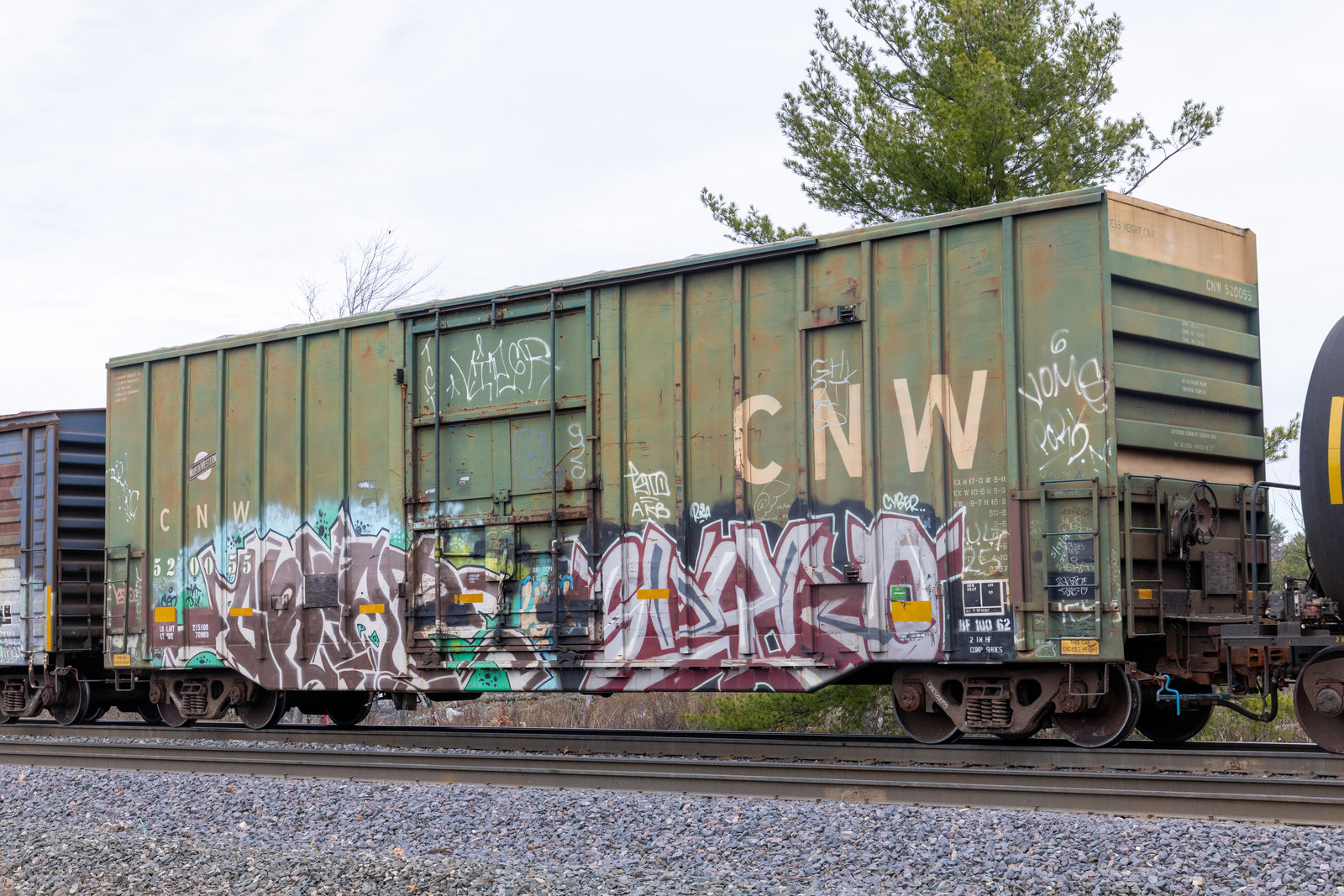 CNW 520055
