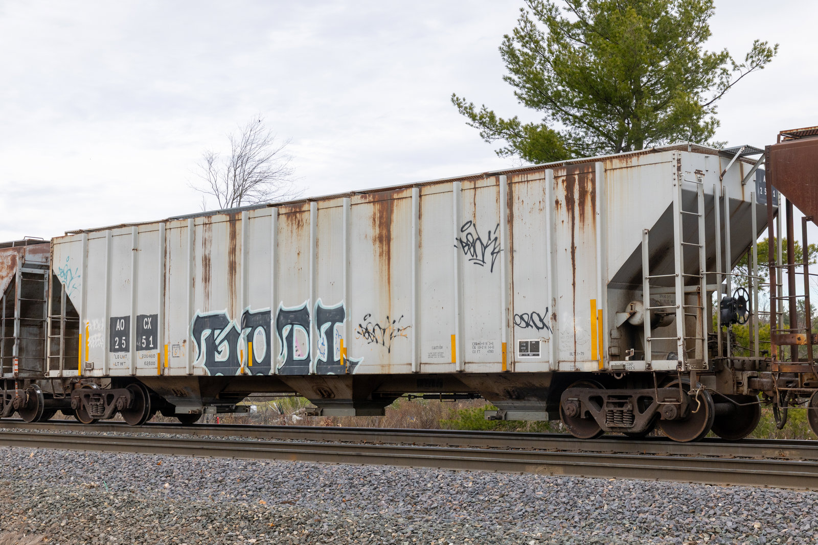 AOCX 2551