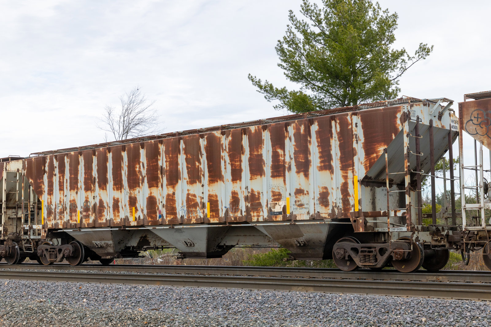 WCFX 4500