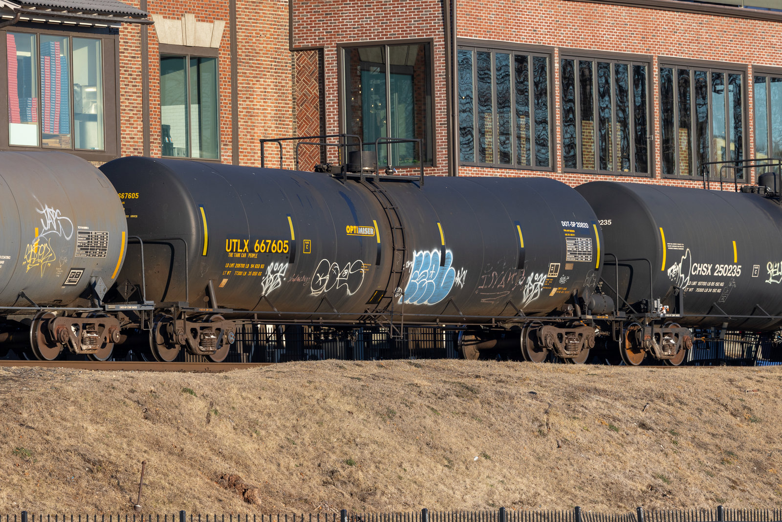 UTLX 667605