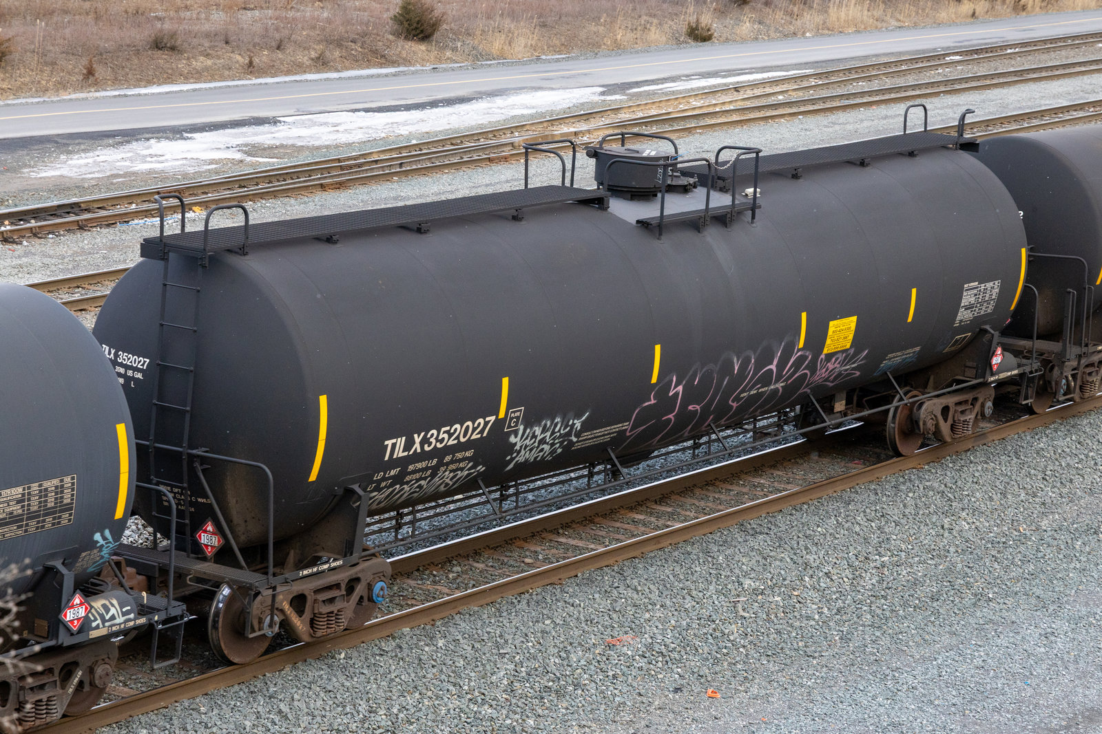 TILX 352027