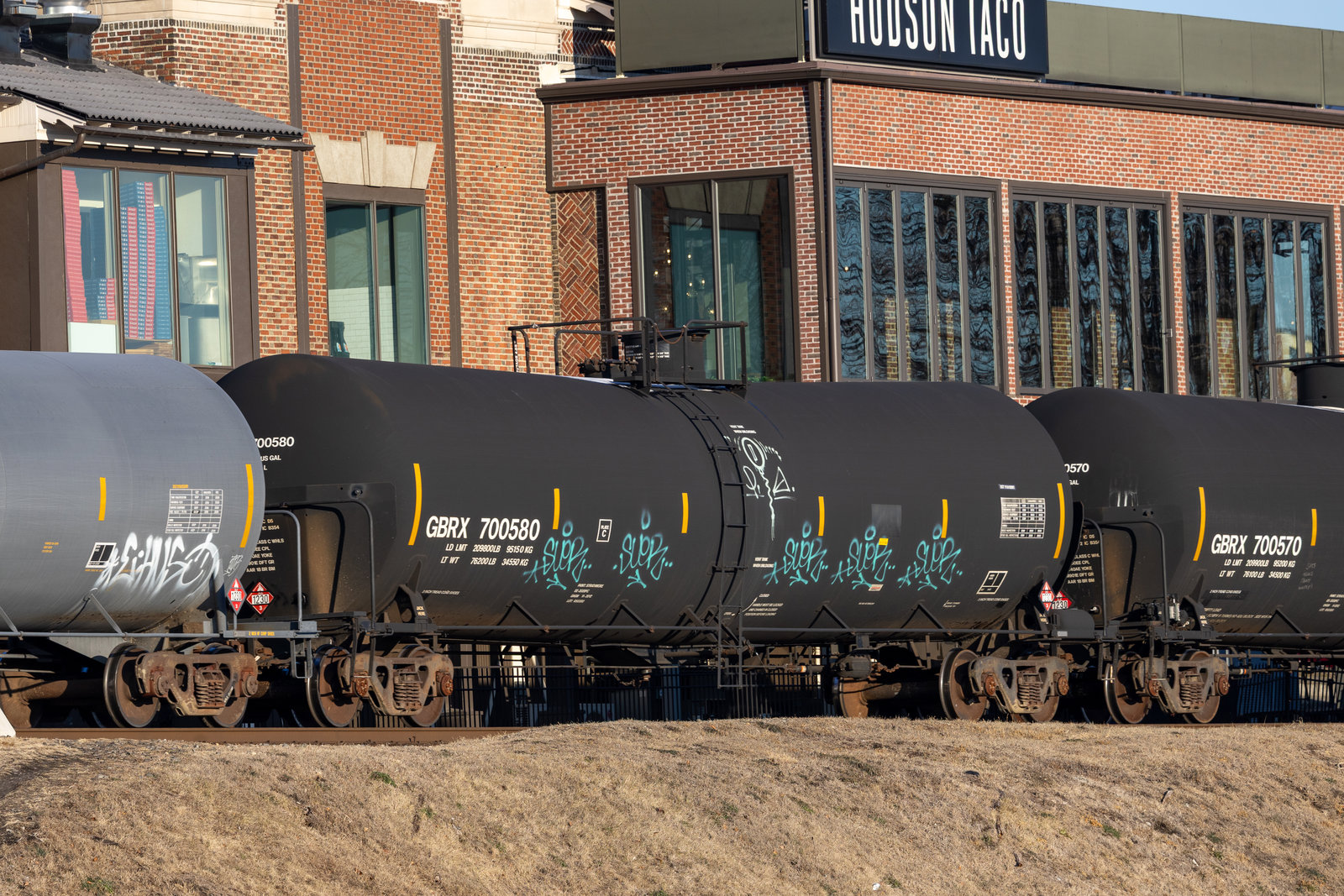 GBRX 700580