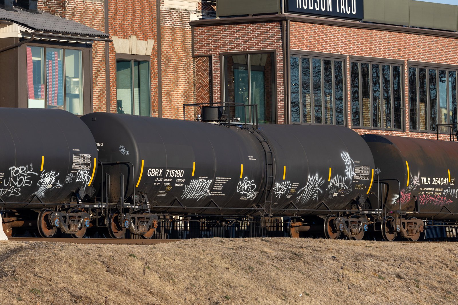 GBRX 715180