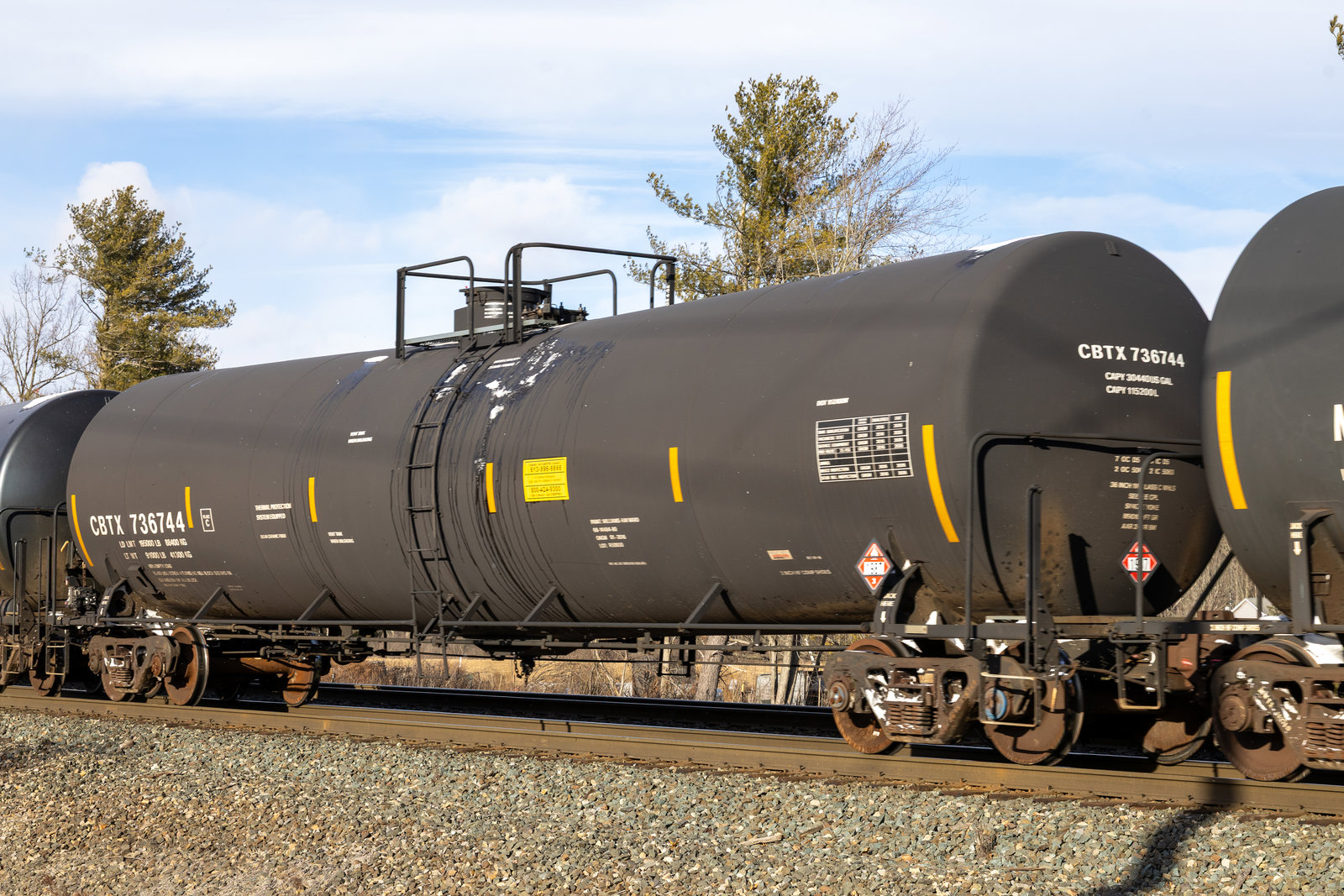 CBTX 736744