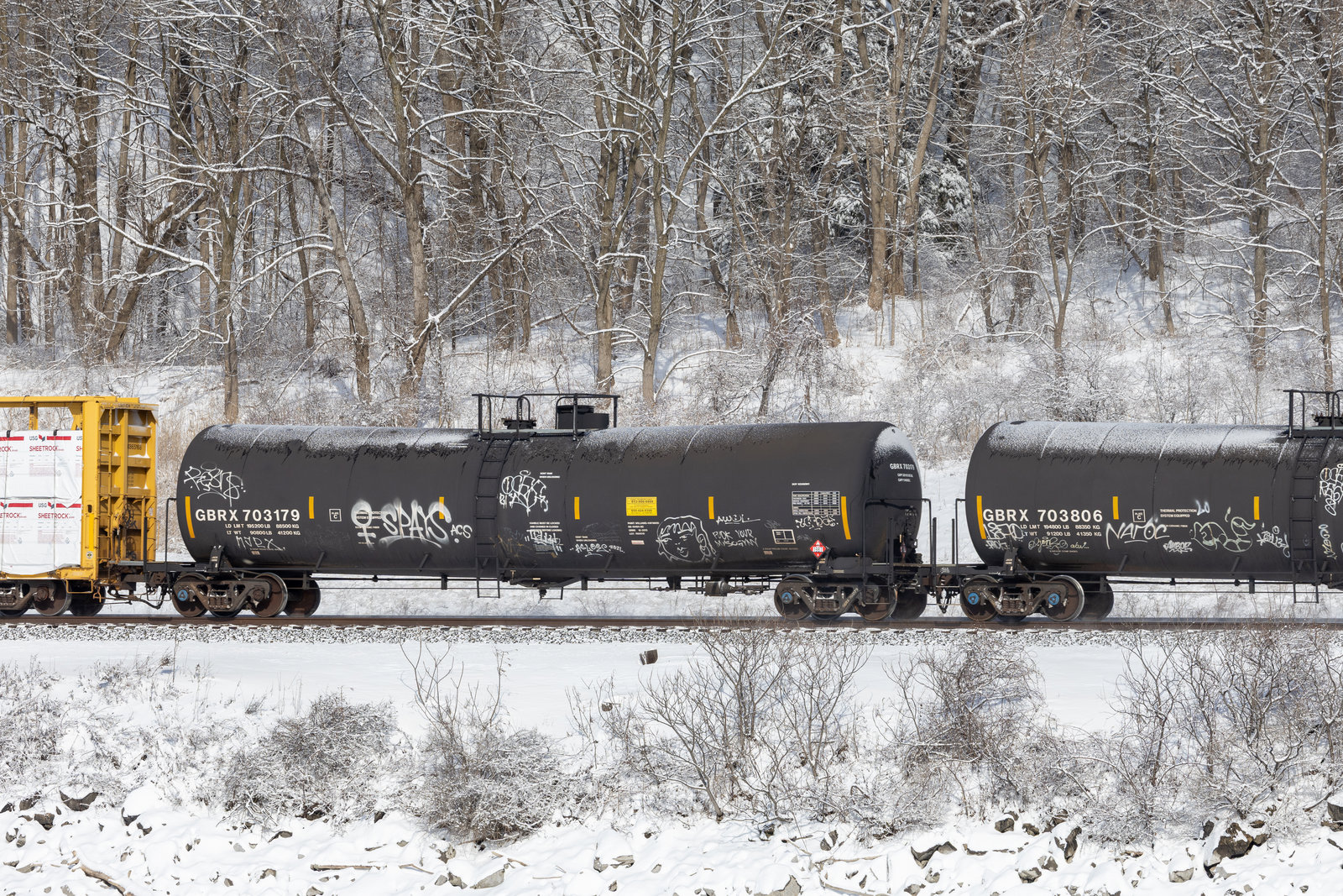 GBRX 703179