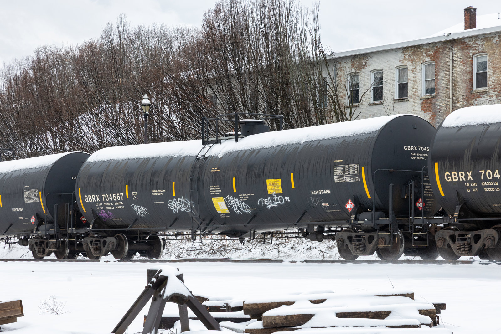 GBRX 704567