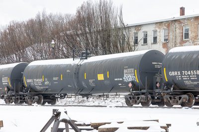 GBRX 704562