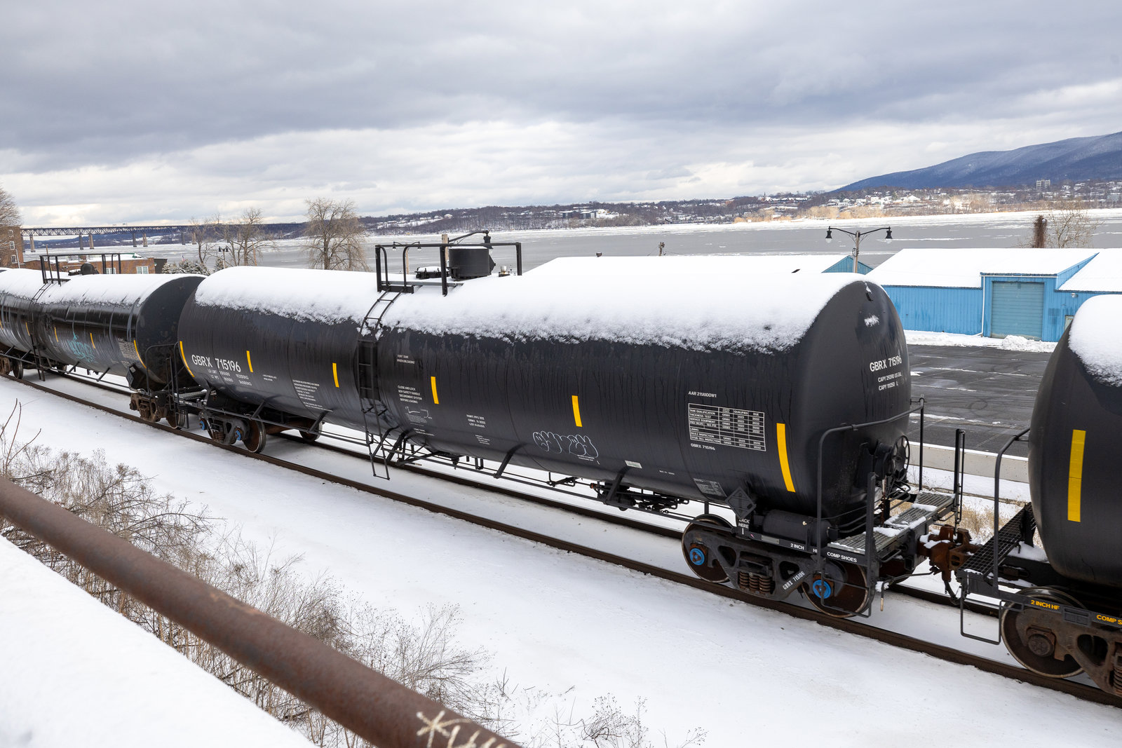 GBRX 715196