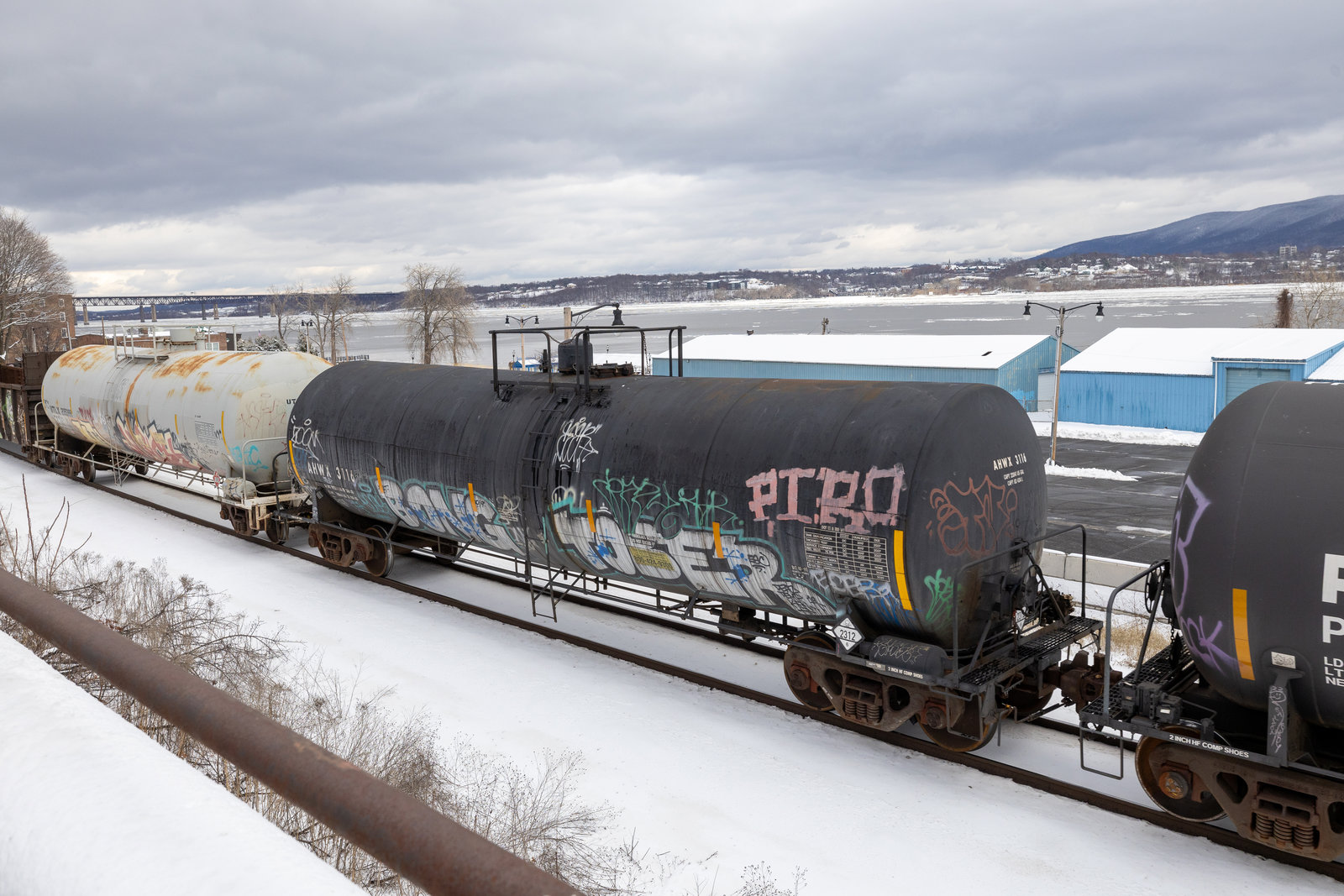 AHWX 3116