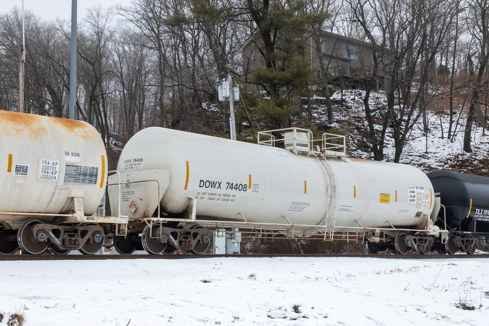 DOWX 74408