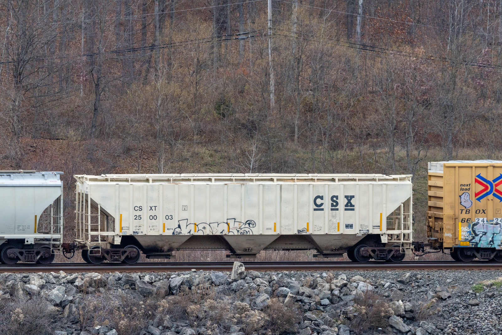 CSXT 250003