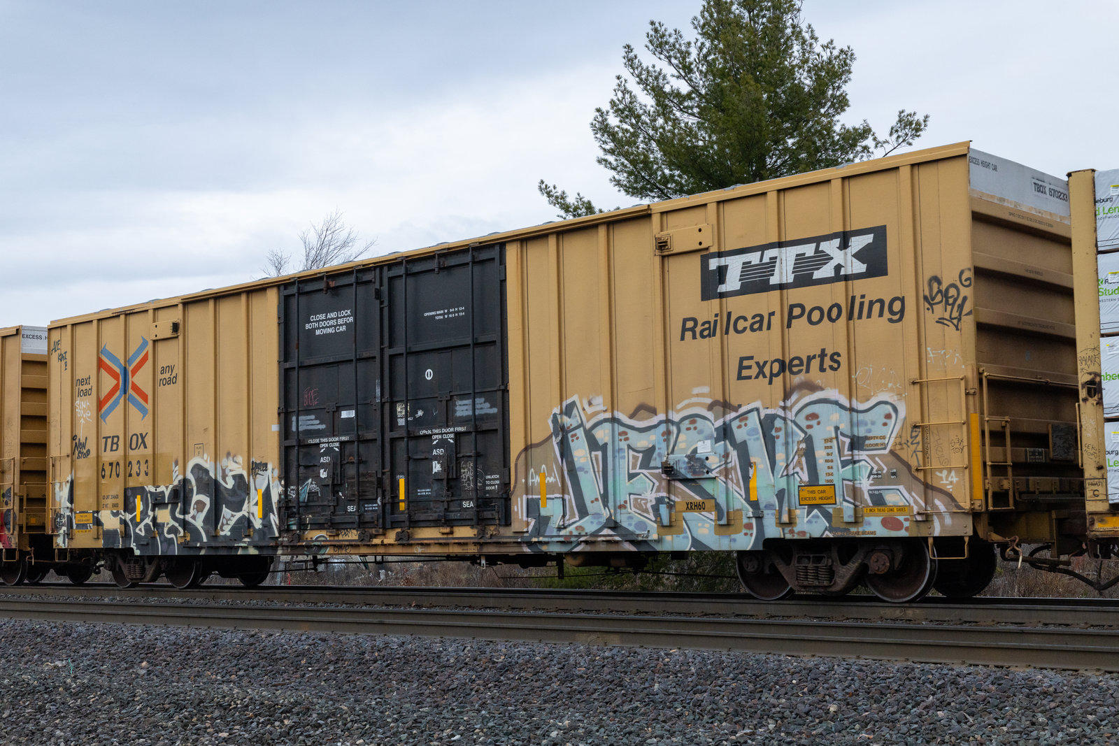 TBOX 670233