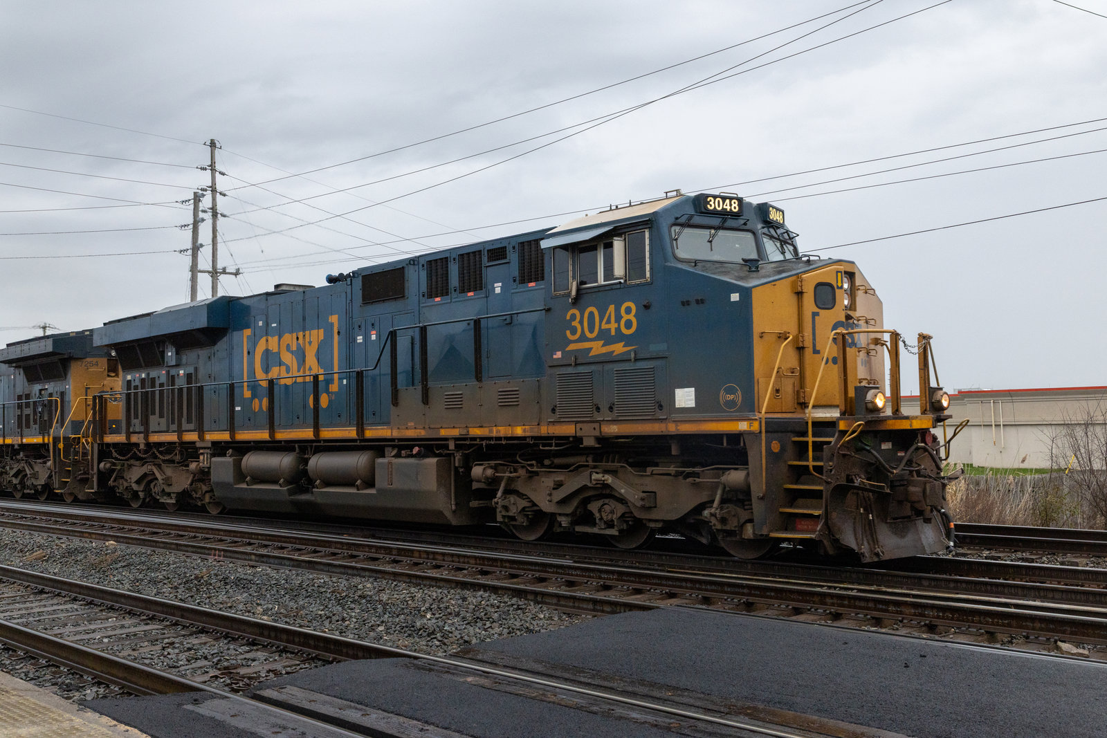 CSXT 3048