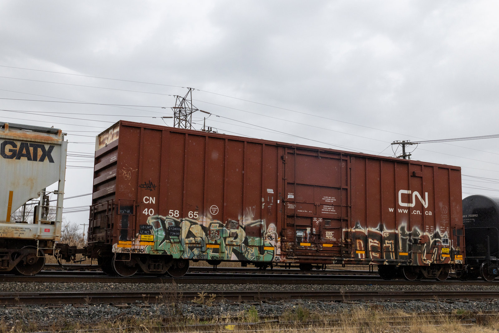 CN 405865