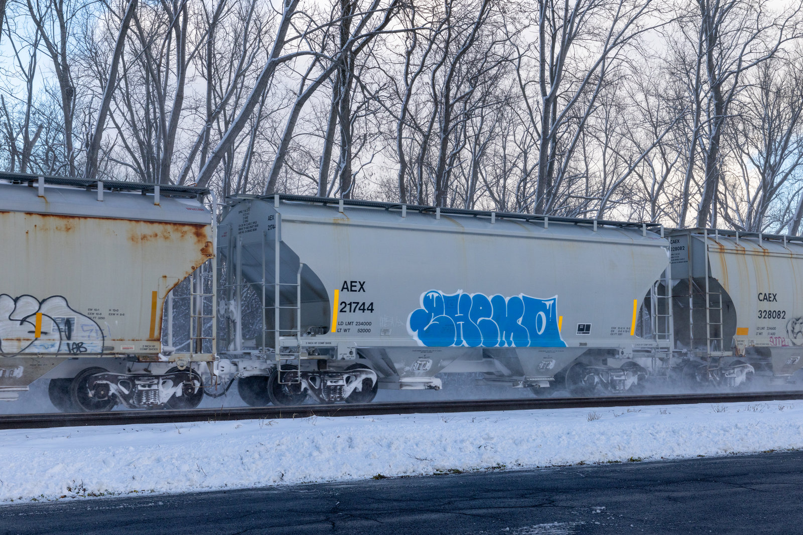 AEX 21744