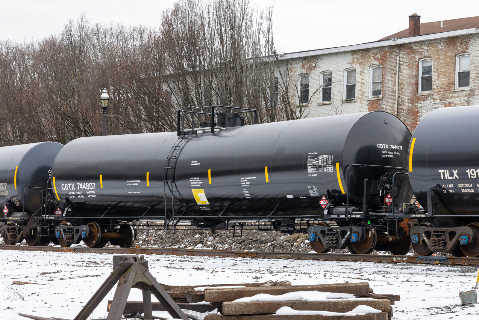 CBTX 744807