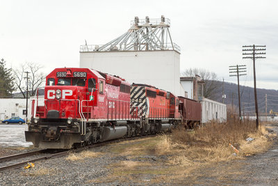 CP DB11 @ Binghamton, NY