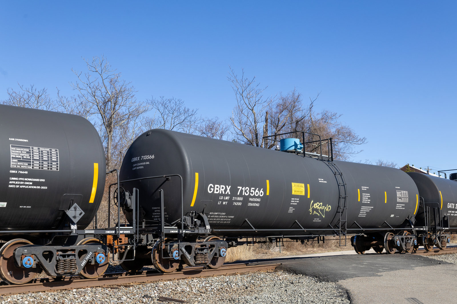 GBRX 713566