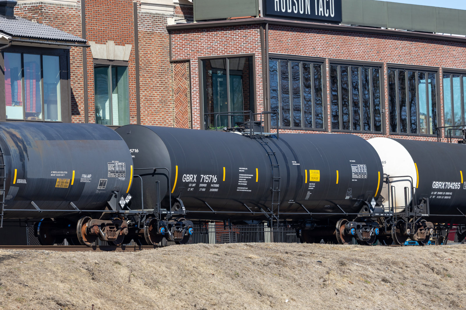 GBRX 715716