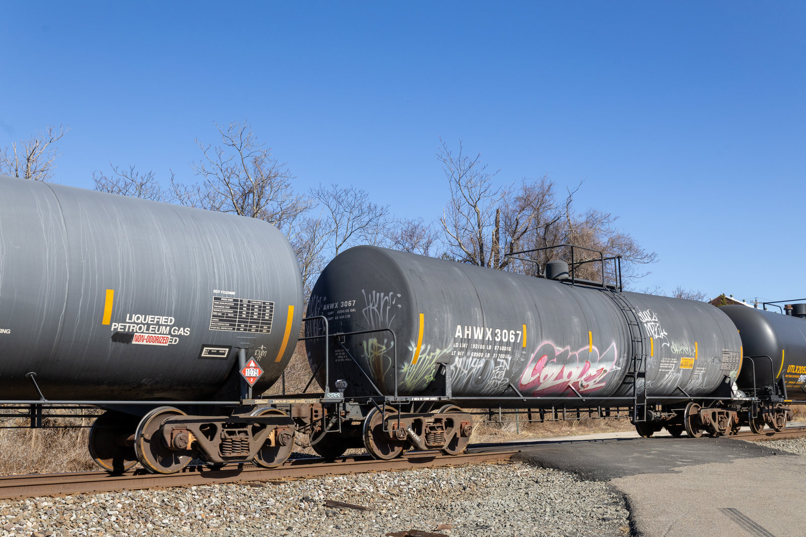AHWX 3067