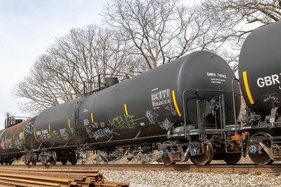 GBRX 715143