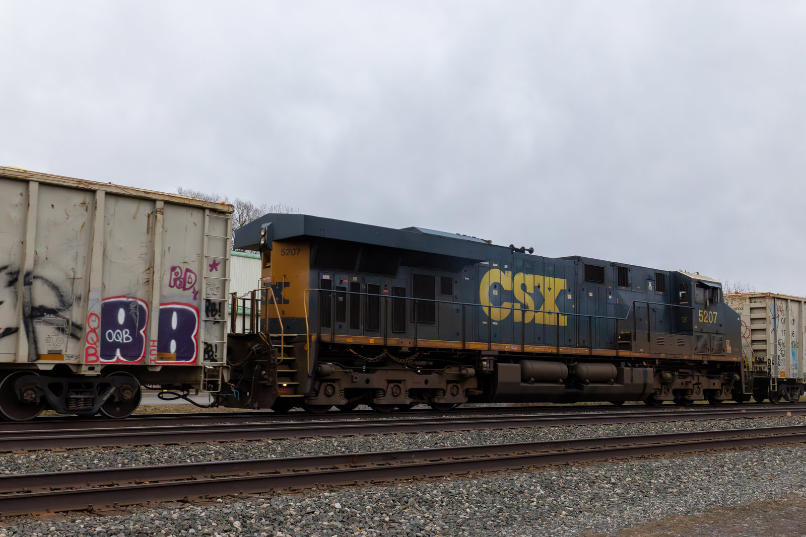 CSXT 5207