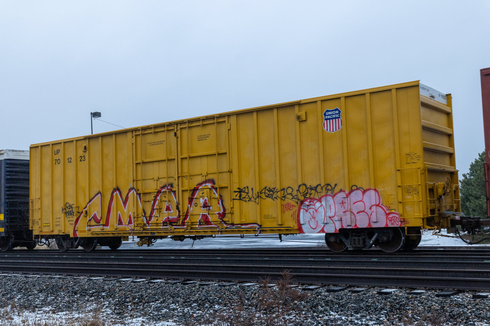 UP 701223