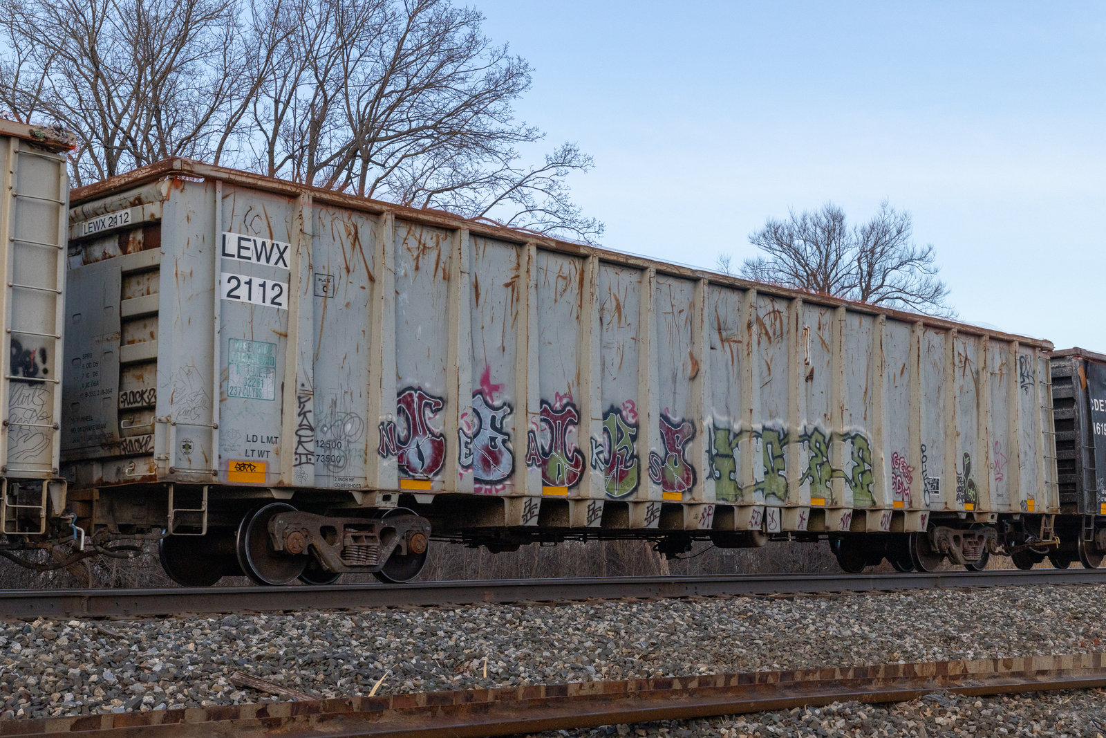 LEWX 2112