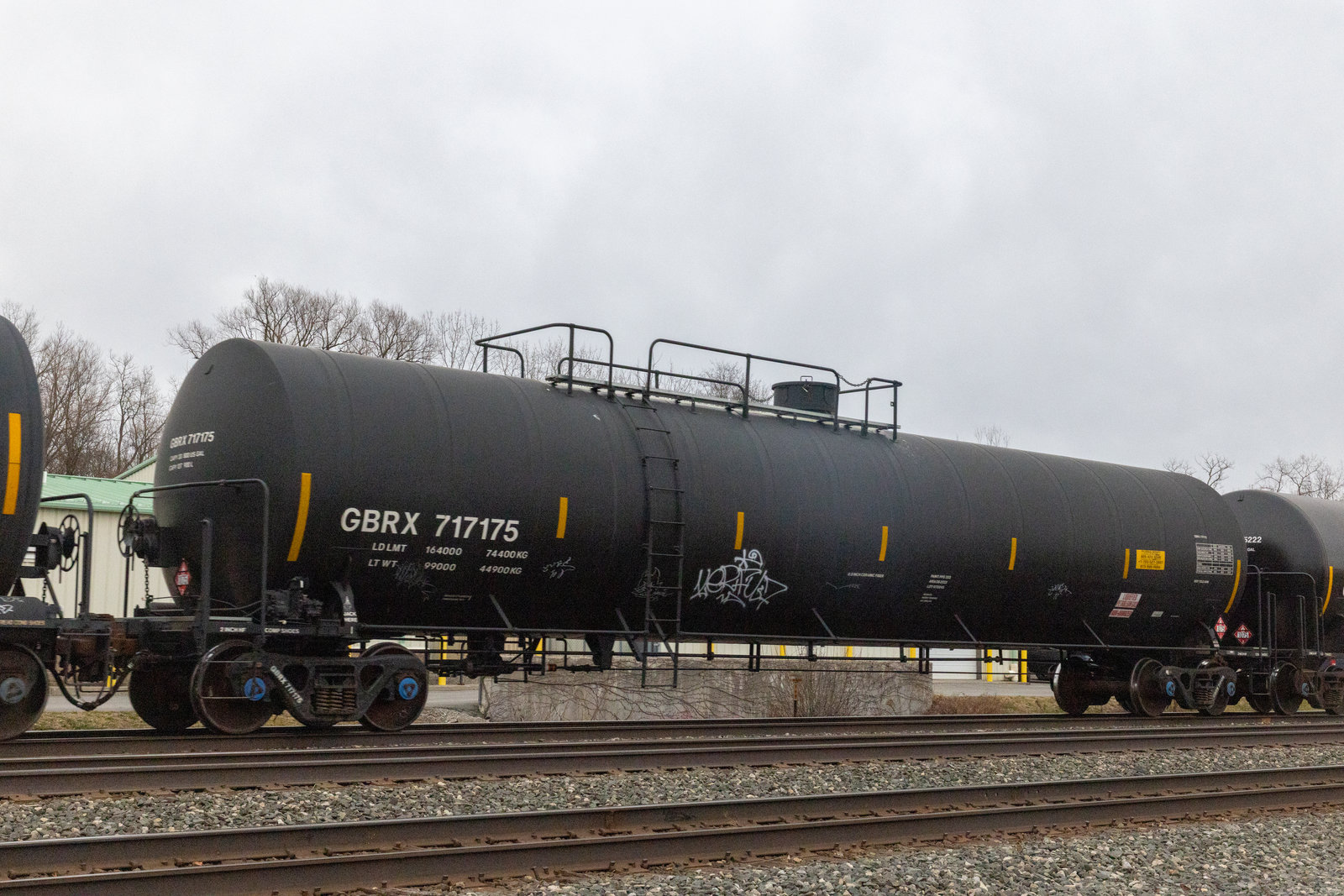 GBRX 717175