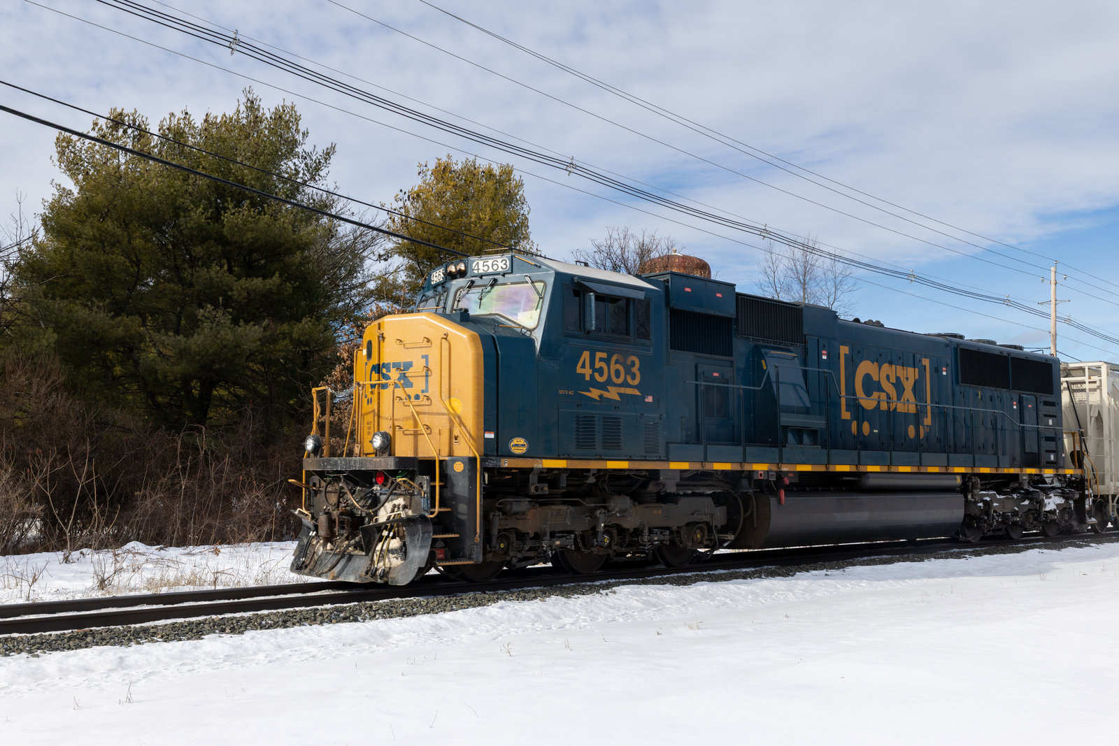 CSXT 4563