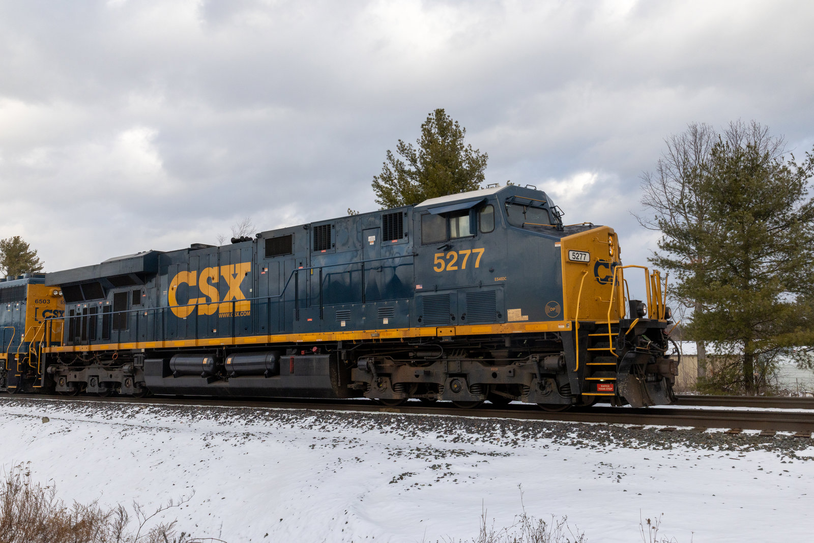 CSXT 5277