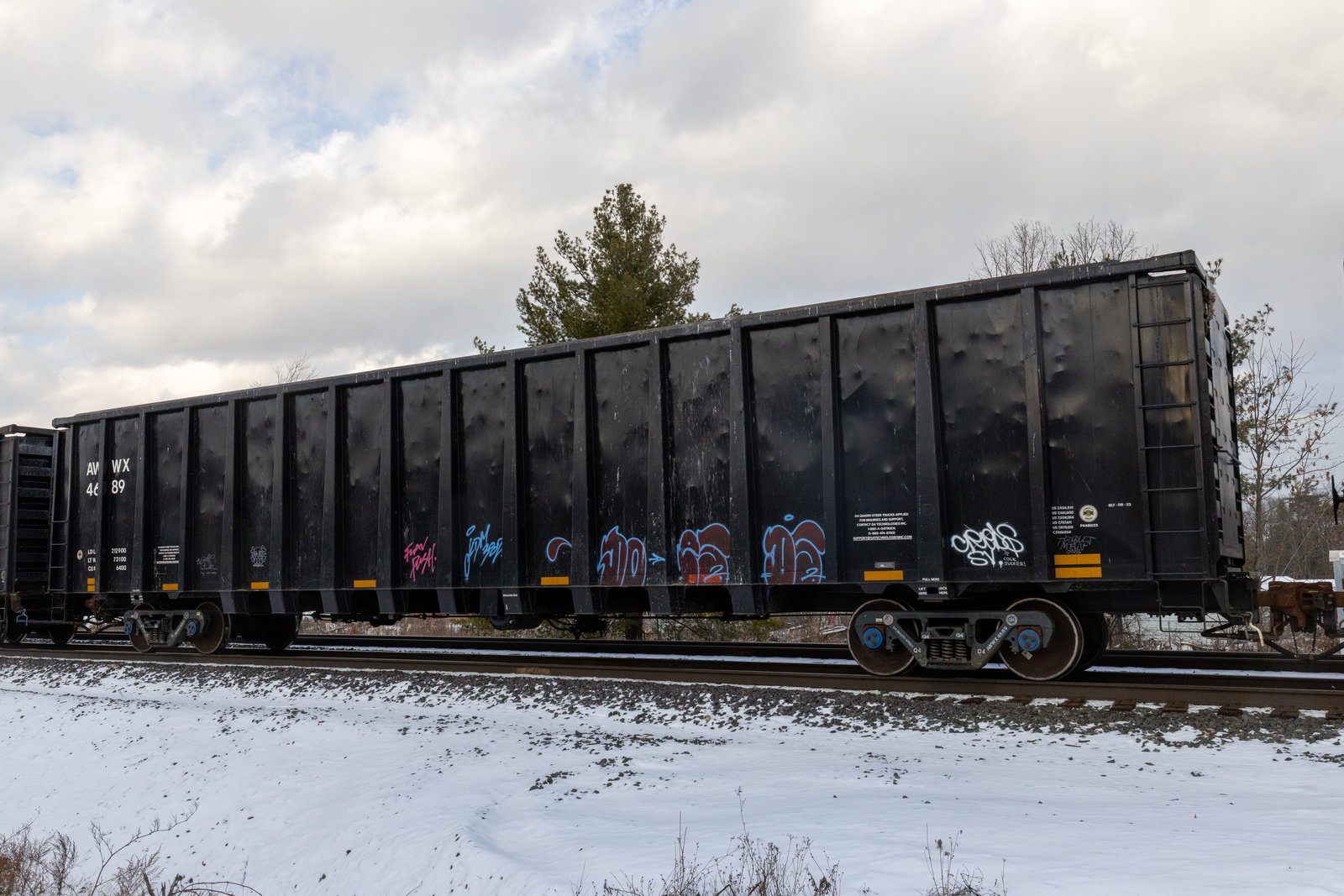 AWWX 4689