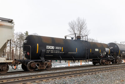 MOKX 3023