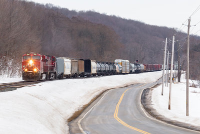 NS 38T @ Dale, NY