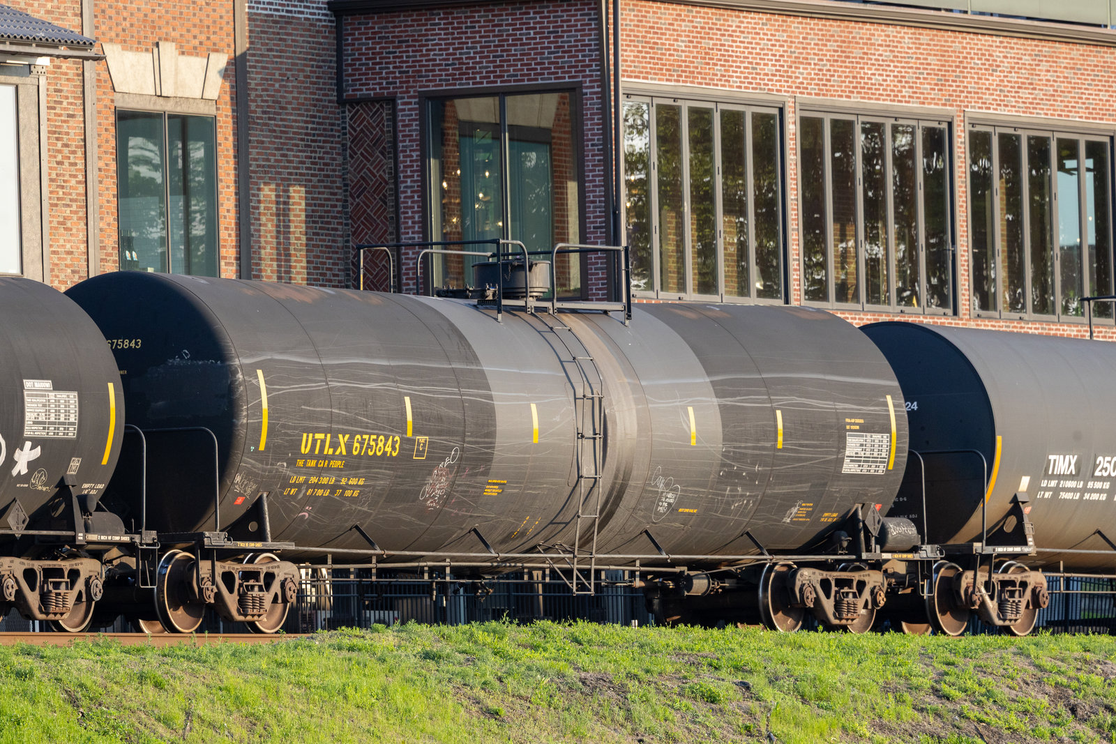 UTLX 675843